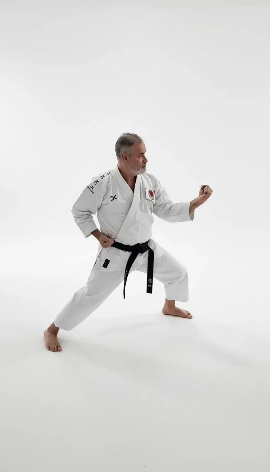 Treino coletivo de karatê Shotokan